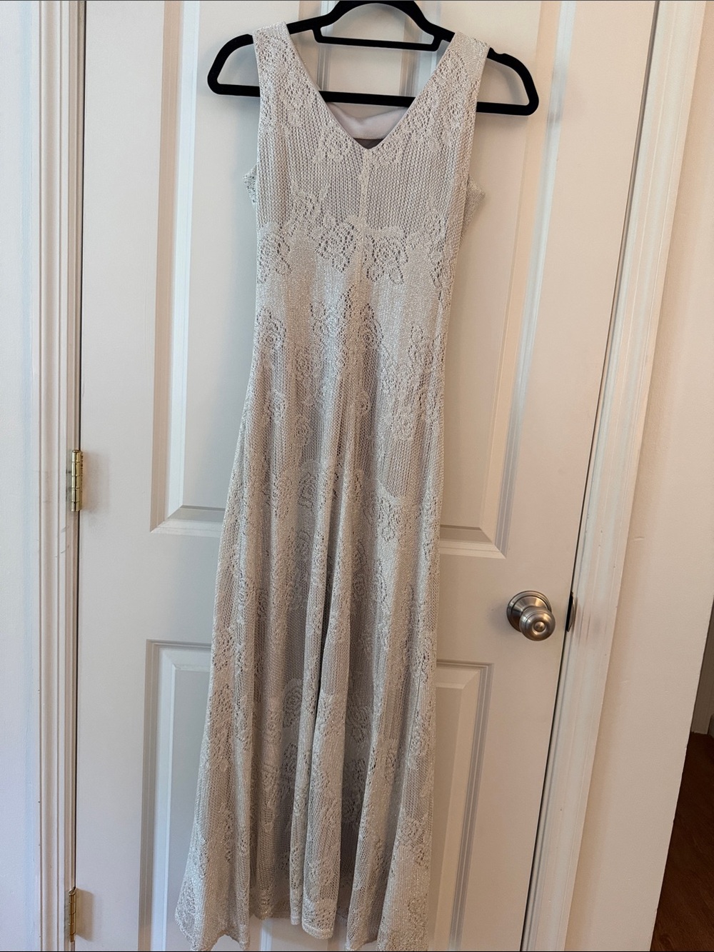 Sleeveless Lace Maxi Dress in silver